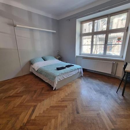 Fantastic Krk - Kr6 Room F Krakow Luaran gambar